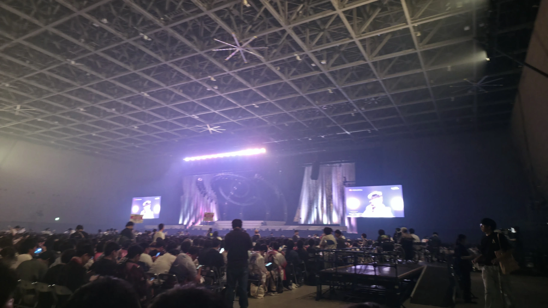 D13 2列 右 2025년 8월 10일 THE IDOLM@STER SHINY COLORS 7th UNITLIVE TOUR 円環 -Halo around- third quadrant의 시점
