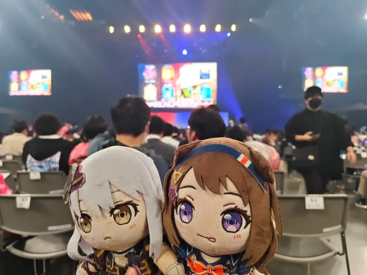 1F B4 12列11番 2026年5月3日 p萝 的视角