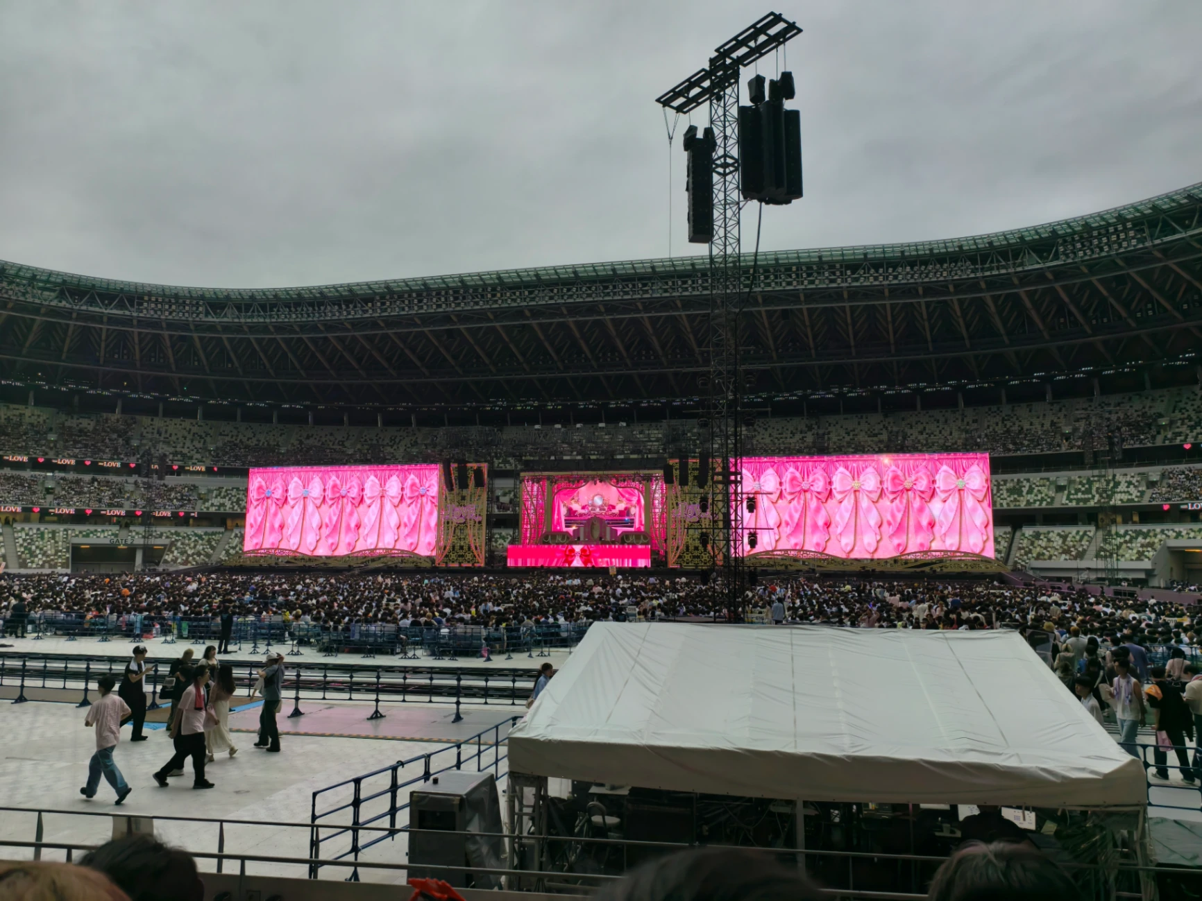 View from Hゲート1層バックスタンド133ブロック6列 260-270番