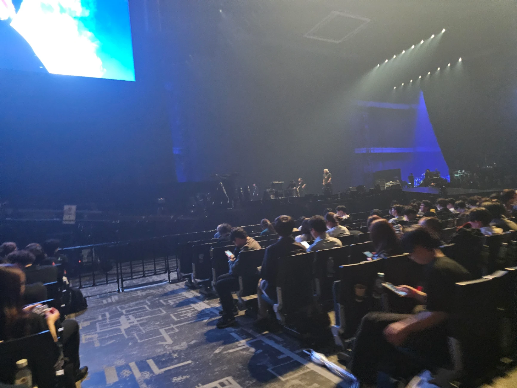 1LEVEL 102GATE 9列30～40 의 시점