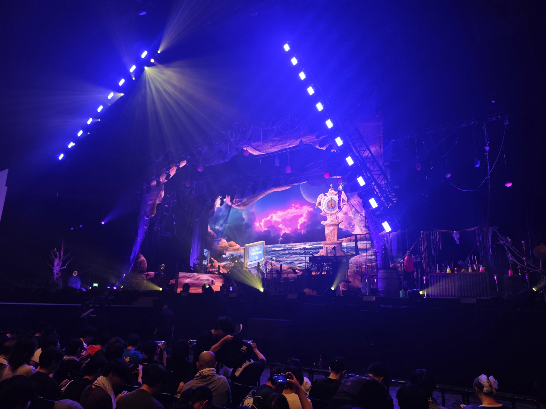 6列94番 2026년 6월 2일 真夜中巡演横kday1의 시점