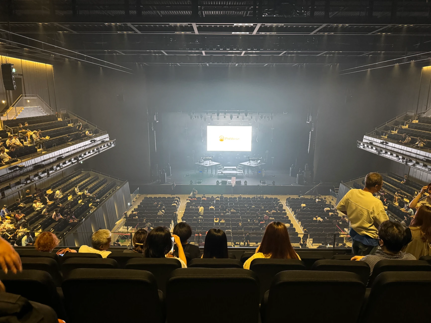 3阶 C5列27番 2025年9月7日 夢限大みゅーたいぷ 4th LIVE「アンロック・ザ・フューチャー」 の視点